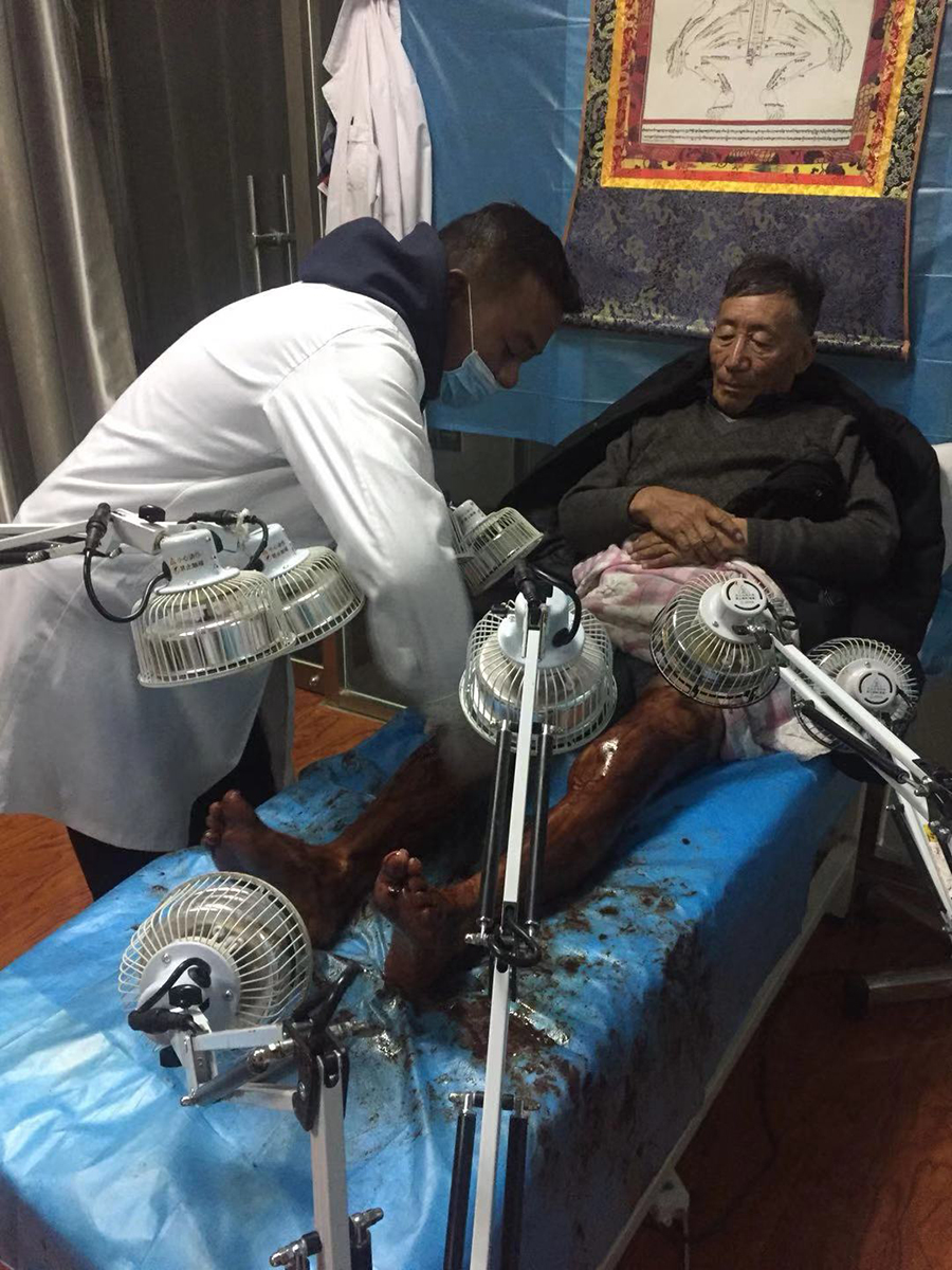 藏醫(yī)門(mén)診 米久.jpg